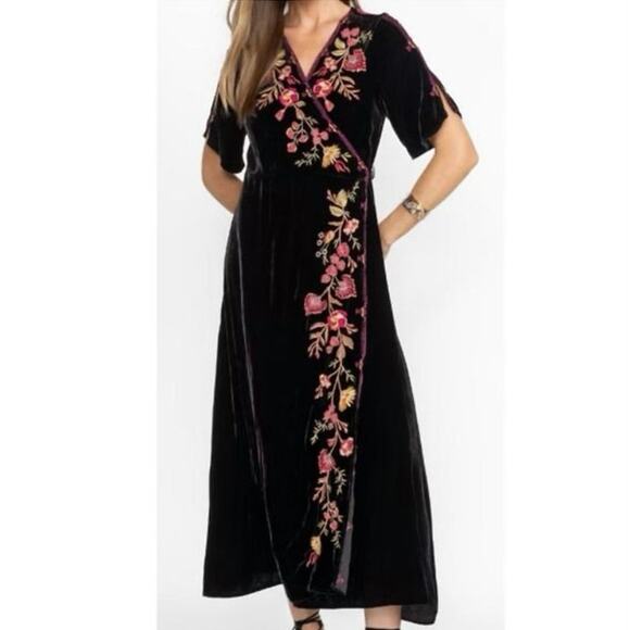 Johnny Was Dresses & Skirts - Johnny Was Lilith Maxi Wrap Dress In Black Embroidered XS